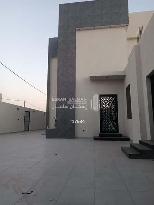 Villa 435 SQM Facing North East on 15m Width Street Al-Qadisiyah, Albadayie