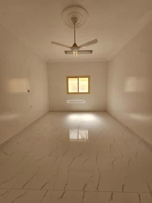 Floor 154 SQM with 4 Bedrooms Al-Musayyif, Tbwk