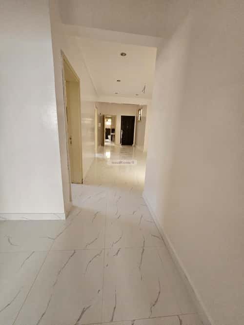 Floor 154 SQM with 4 Bedrooms Al-Musayyif, Tbwk