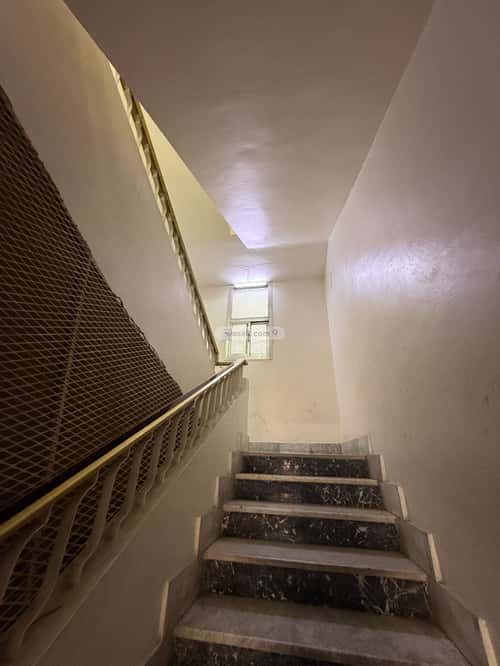 Building 528 SQM Facing South Al Faysaleyyah, North Jeddah, Jeddah