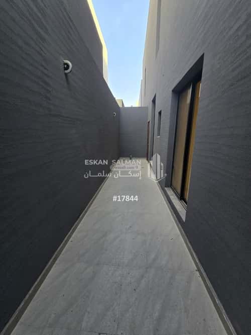 Floor 142 SQM with 6 Bedrooms Al Marjan, East Riyadh, Riyadh