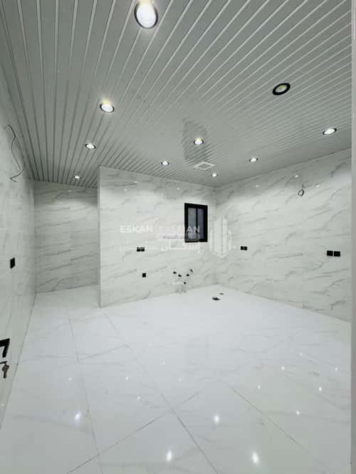 فيلا 384 متر مربع جنوبية شرقية على شارع 20م الرحبة، الطائف