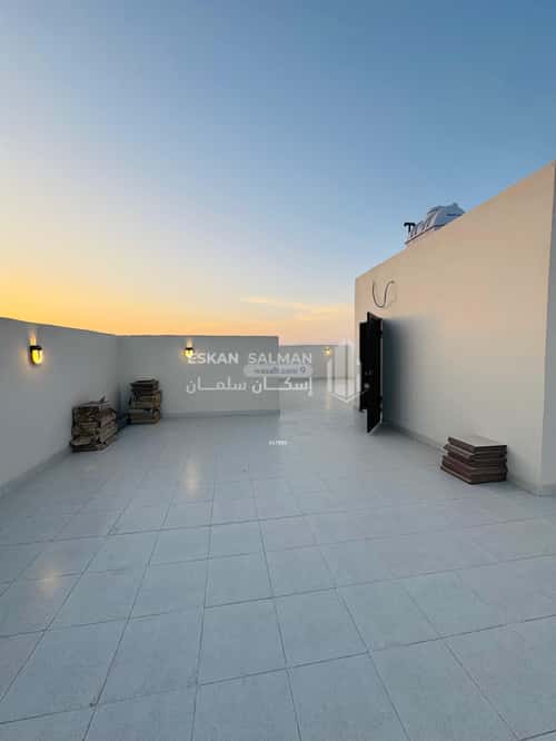 فيلا 384 متر مربع جنوبية شرقية على شارع 20م الرحبة، الطائف