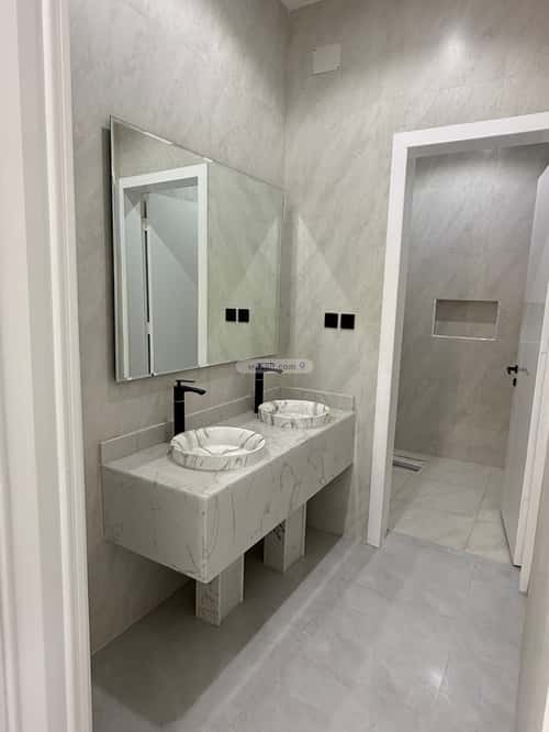 شقة ب 6 غرف الوسام، خميس مشيط