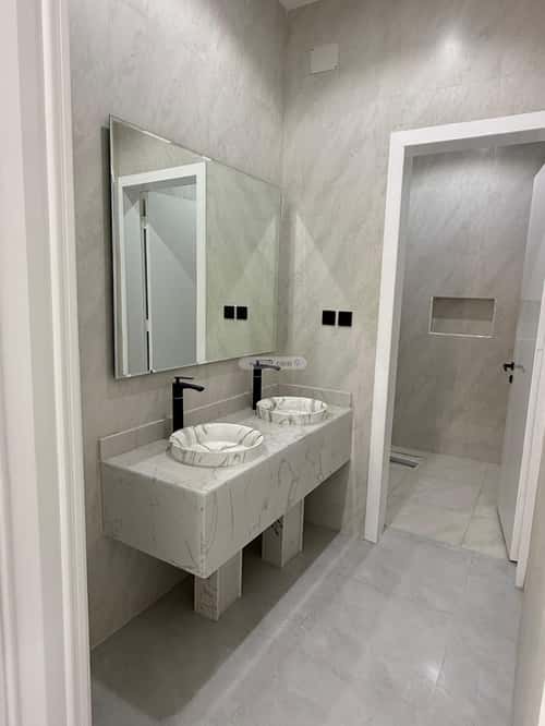 شقة ب 6 غرف الوسام، خميس مشيط