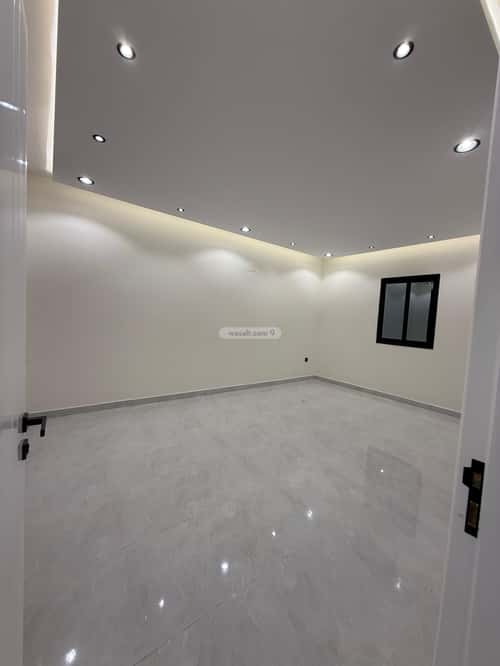 شقة ب 9 غرف الوسام، خميس مشيط