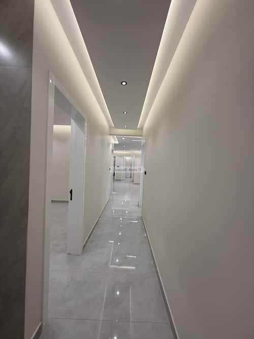 شقة ب 9 غرف الوسام، خميس مشيط