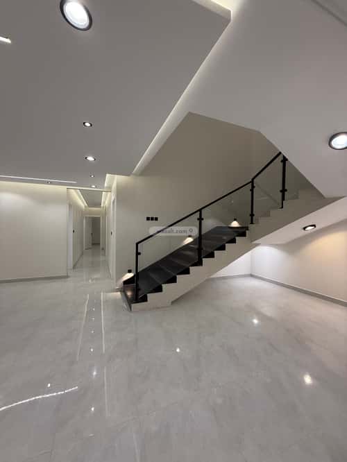 شقة ب 9 غرف الوسام، خميس مشيط