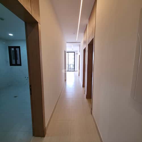 Apartment with 4 Bedrooms Mohammed Ben Mas'Ood, Aldammam
