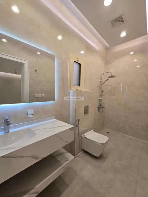 Villa 286 SQM Facing South on 20m Width Street Al Alo'Lo', North Jeddah, Jeddah