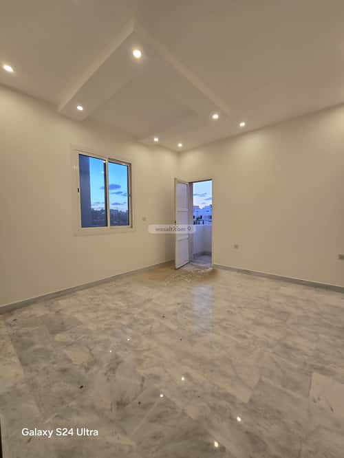 فيلا 286 متر مربع شمالية شرقية على شارع 15م الياقوت، شمال جدة، جدة