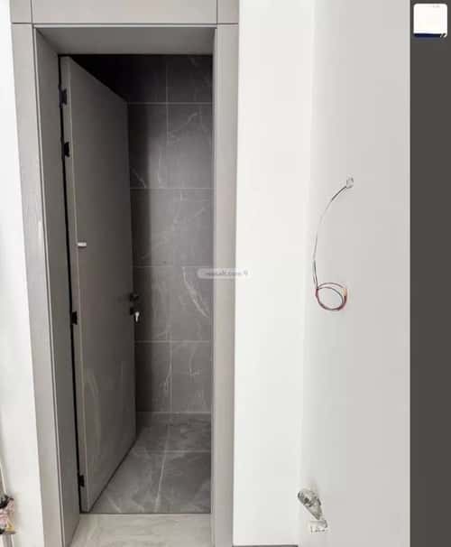 Apartment with 4 Bedrooms Al-Arid, North Riyadh, Riyadh