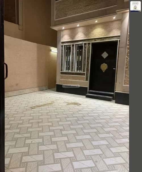 فيلا 8 غرف في طويق