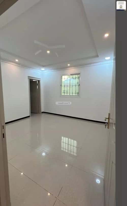 فيلا 215 متر مربع جنوبية غربية على شارع 20م ظهرة لبن، غرب الرياض، الرياض