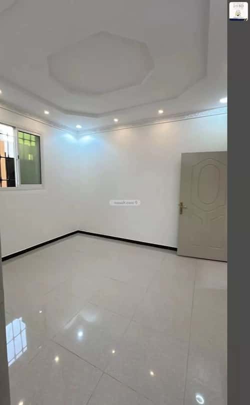 فيلا 215 متر مربع جنوبية غربية على شارع 20م ظهرة لبن، غرب الرياض، الرياض