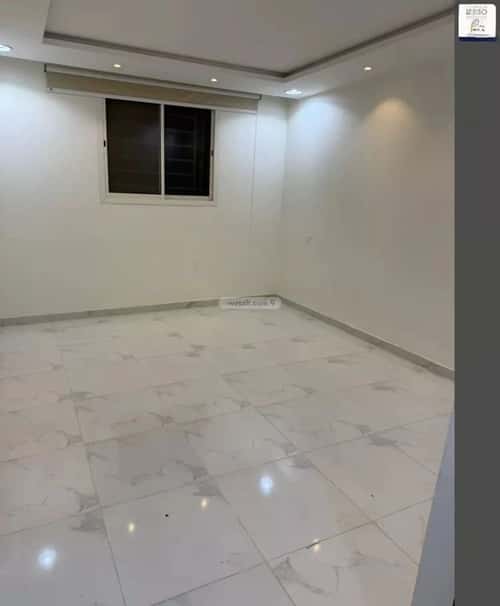 فيلا 300 متر مربع غربية على شارع 20م عكاظ، جنوب الرياض، الرياض