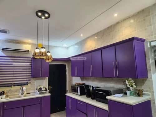 8 bedroom villa in Dhahrat Laban