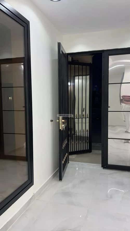 فيلا 536 متر مربع جنوبية على شارع 20م ظهرة لبن، غرب الرياض، الرياض