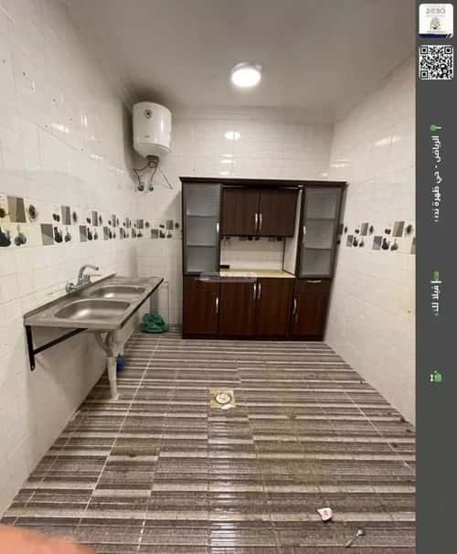 فيلا 200 متر مربع شمالية شرقية على شارع 20م العوالي، غرب الرياض، الرياض