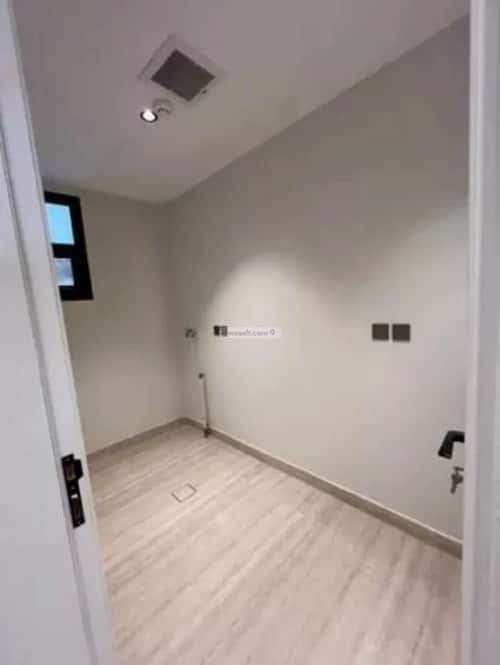 Apartment with 3 Bedrooms Ishbiliyah, East Riyadh, Riyadh