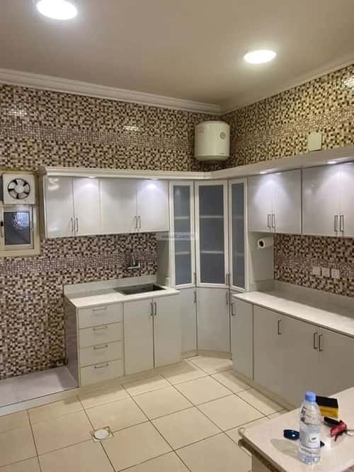 Apartment with 3 Bedrooms Al-Qairawan, North Riyadh, Riyadh