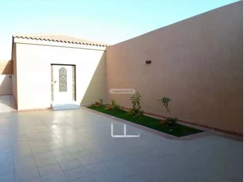 فيلا 379 متر مربع شرقية على شارع 15م الروابي، شرق الرياض، الرياض