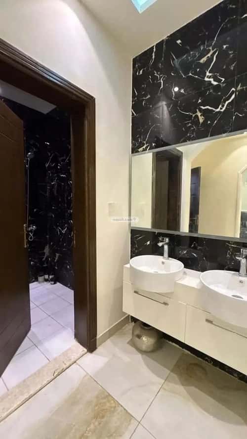 Villa 210 SQM Facing North with 4 Bedrooms Al Alo'Lo', North Jeddah, Jeddah