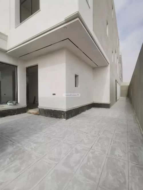 5 bedroom villa in Al Rimal