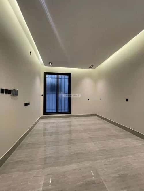 فيلا 5 غرف في العارض