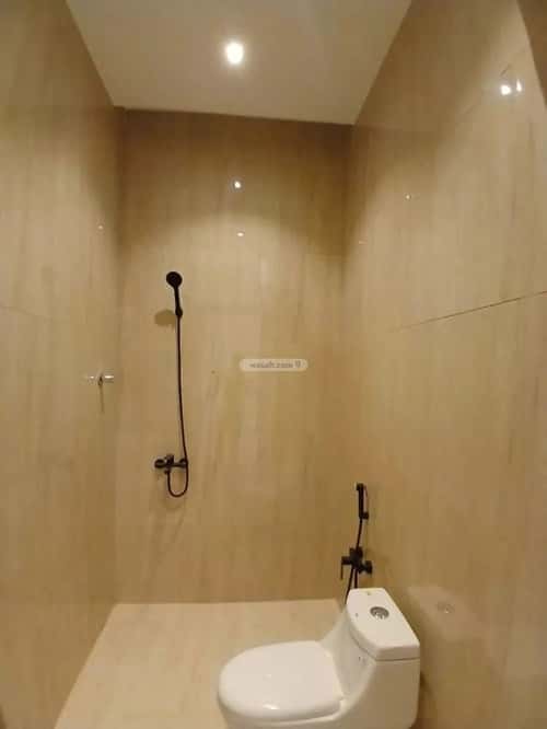 7 bedroom villa in Al Janadriyah