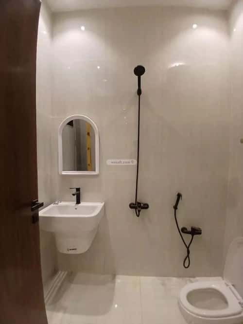 5 bedroom apartment in Al Rimal