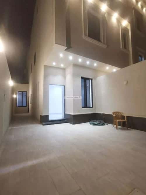 دور 205 متر مربع ب 4 غرف القادسية، شرق الرياض، الرياض