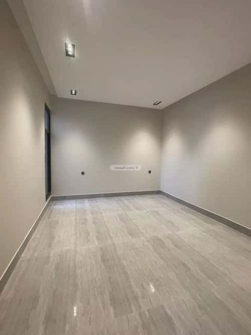 فيلا 338 متر مربع جنوبية على شارع 15م الرمال، شرق الرياض، الرياض