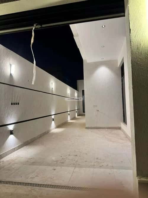 فيلا 395 متر مربع جنوبية على شارع 18م الخليج، شرق الرياض، الرياض