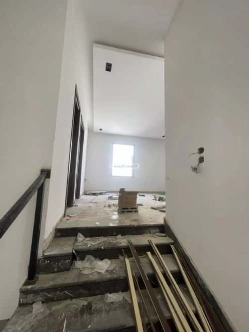 Floor 209 SQM with 5 Bedrooms Ar-Rimal, East Riyadh, Riyadh