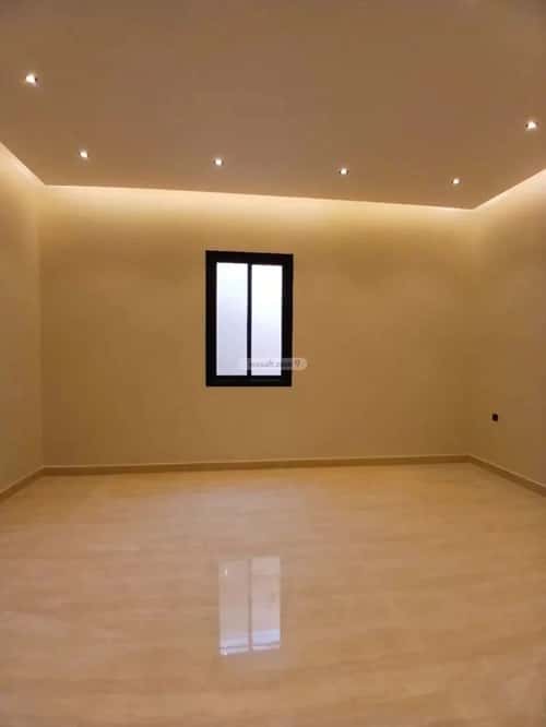 Floor 215 SQM with 5 Bedrooms Al-Janadriyah, East Riyadh, Riyadh