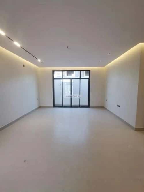 4 bedroom villa in Al Rimal