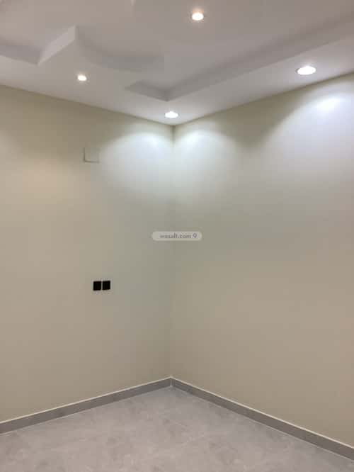 شقة 313 متر مربع ب 6 غرف المعلاة، أحد رفيدة