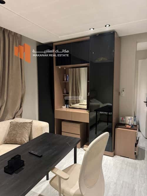 شقة بغرفة الحمراء، الخبر