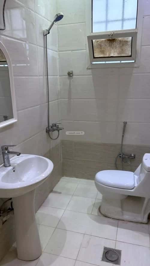 فيلا 244 متر مربع واجهة غربية ب 5 غرف الرمال، شرق الرياض، الرياض