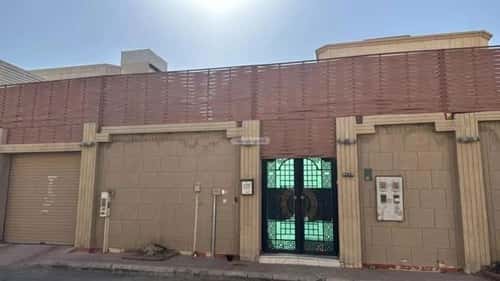 فيلا 600 متر مربع شرقية على شارع 15م النهضة، شرق الرياض، الرياض