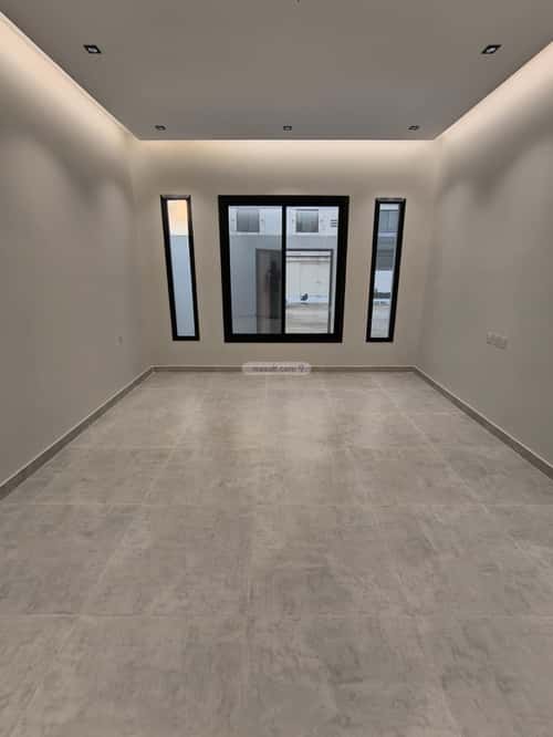 فيلا 275 متر مربع شمالية على شارع 15م الرحمانية، شرق جدة، جدة