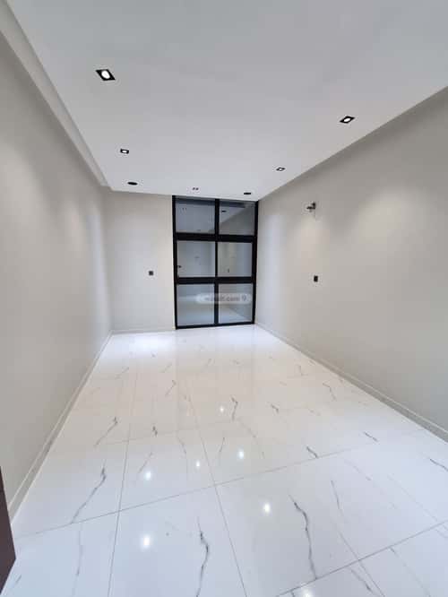 Villa 300 SQM Facing North on 20m Width Street Alhaglahalgadeed, Makkah Al Mukarramah