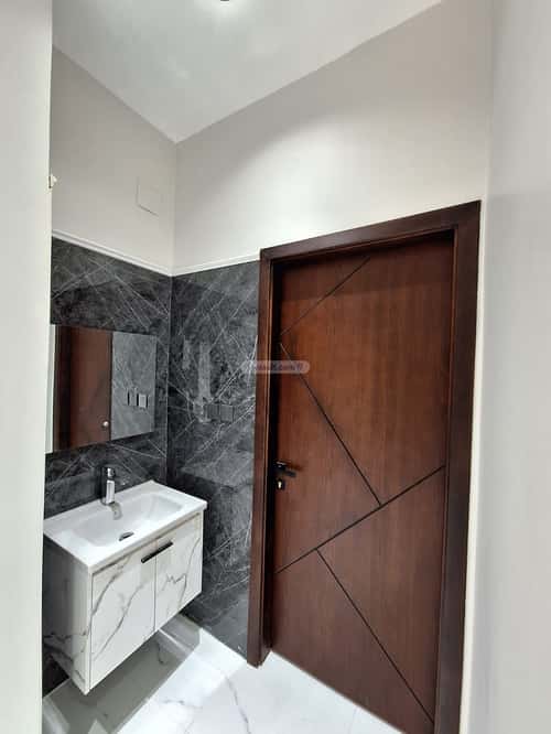 Villa 300 SQM Facing North on 20m Width Street Alhaglahalgadeed, Makkah Al Mukarramah