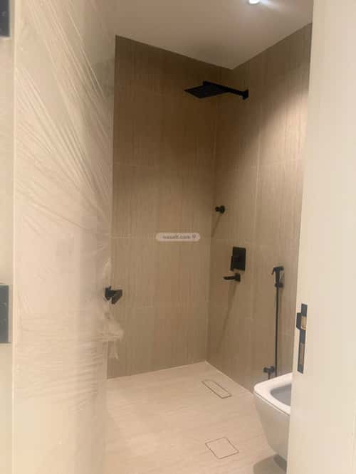 شقة 3 غرف في الروضة