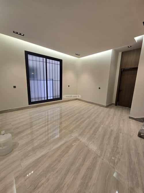 Villa 260 SQM Facing South on 15m Width Street Ar-Rimal, East Riyadh, Riyadh