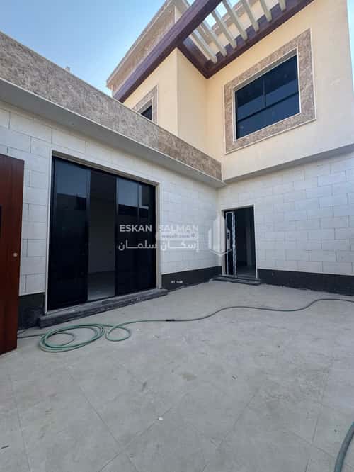 دور 275 متر مربع ب 5 غرف القادسية، شرق الرياض، الرياض