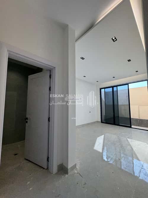 Villa 333 SQM Facing South West on 15m Width Street Al-Qadisiyah, East Riyadh, Riyadh