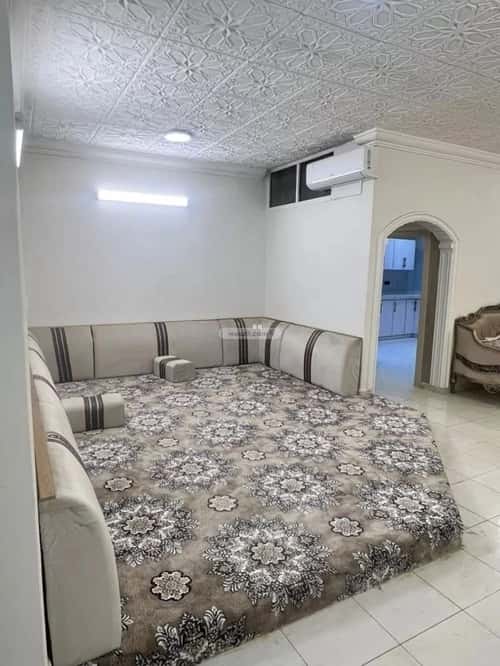 Apartment with 3 Bedrooms Al-Aziziyah, South Riyadh, Riyadh
