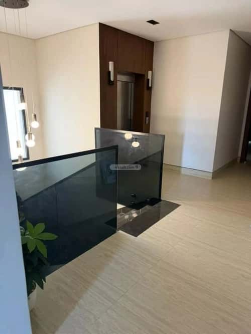 فيلا 312 متر مربع شرقية على شارع 15م الحزم، غرب الرياض، الرياض